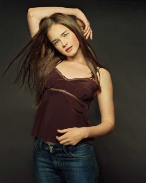 Alexis Bledel (4).jpeg