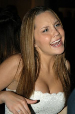 Amanda_Bynes_Biography_3.jpg Amanda_Bynes_Biography_3.jpg