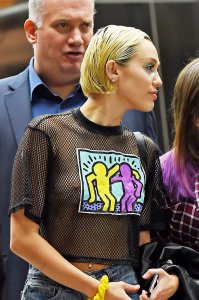 Miley-Cyrus-See-Through-64.jpg