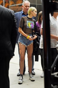 Miley-Cyrus-See-Through-49.jpg