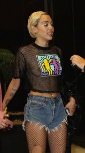 Miley-Cyrus-See-Through-21.jpg