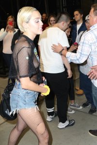 Miley-Cyrus-See-Through-18.jpg