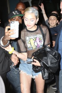 Miley-Cyrus-See-Through-29.jpg