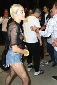 Miley-Cyrus-See-Through-16.jpg