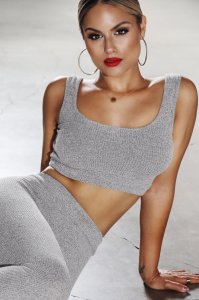 Pia Toscano Sexy 10 thefappeningblog.com.jpg