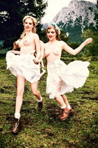 Dioni Tabbers Nude Sexy 37 thefappeningblog.com.jpg