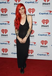 Valerie Anne Poxleitner See Through 9 thefappeningblog.com.JPG