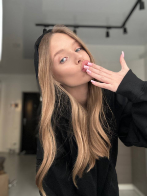 2_valerieflor — средний размер.png