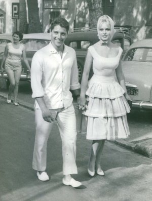 Brigitte Bardot and Sacha Distel Antibes, 1958 -4032.jpg
