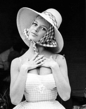 Brigitte Bardot by Jean Barthet.jpg