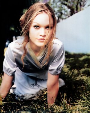 Julia-Stiles-039.jpg