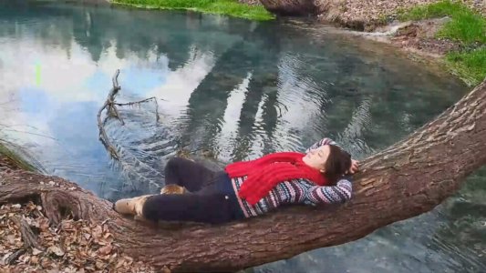 Screenshot_20231124_235110_Video Player.jpg