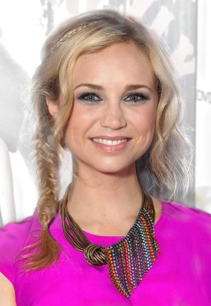 Fiona-Gubelmann-1.jpg