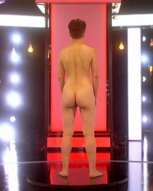 Screenshot_20231127_012606_Samsung Internet.jpg