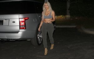 Kim Kardashian Sexy 6 thefappeningblog.com.jpg