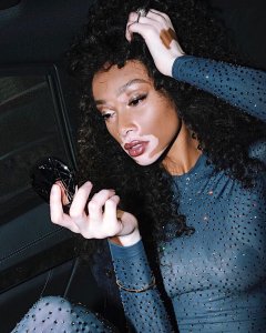 Winnie Harlow See Through Pics 1 thefappeningblog.com.jpg