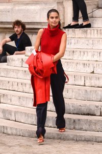 Sara Sampaio Sideboob 7 thefappeningblog.com.jpg