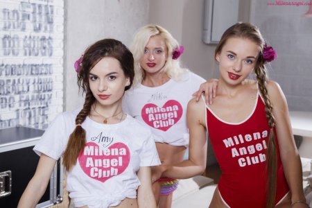 0001-02 thefappeningblog.com.jpg