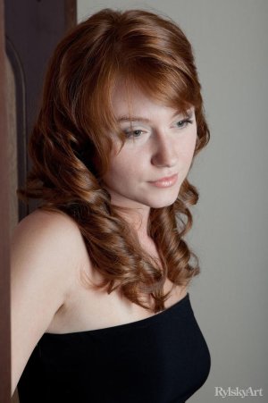 nomi-tulipo-01 thefappeningblog.com.jpg