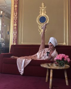 Victoria Beckham Sexy.jpg