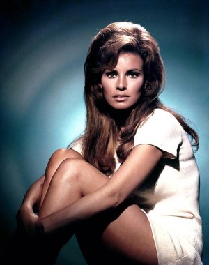 Raquel Welch -1650.jpg