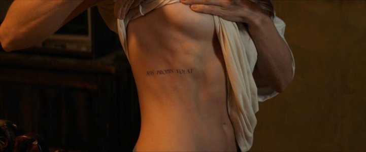 Alison Brie - Freelance - 2_3.jpg