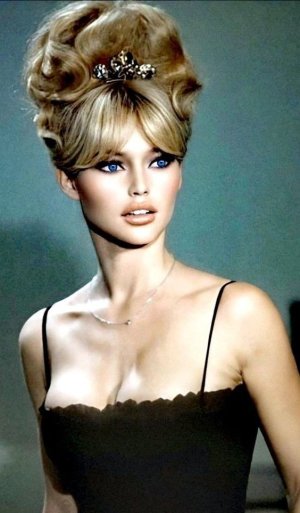 Brigitte Bardot 90ca05175703bd9fc782e6255d01bf10.jpg