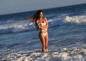 CJ Franco See Through 6 thefappeningblog.com.jpg