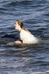 Ireland Baldwin Topless 25 thefappeningblog.com.jpg