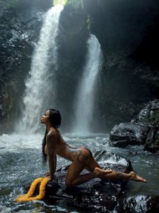 Serliana Rosida Naked 8 thefappeningblog.com.jpg