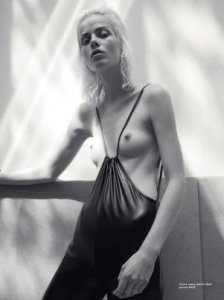 Marjan Jonkman Topless 1 thefappeningblog.com.jpg