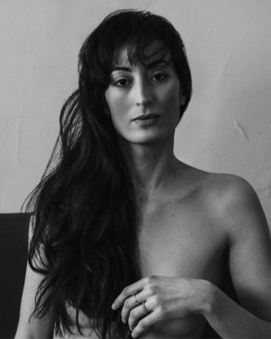 Screenshot_20231211-190143_Samsung Internet.jpg