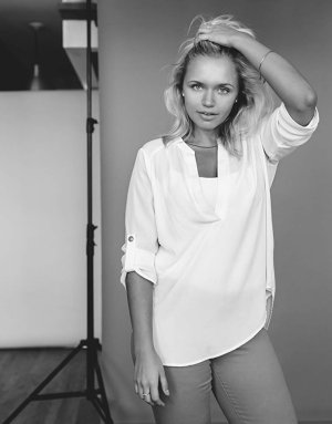 740full-veronika-dash (2).jpg