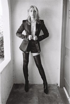 740full-paris-jackson (5).jpg