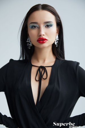 0001-01 thefappeningblog.com.jpg