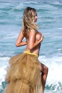 Kate Upton Sexy 8 thefappeningblog.com.jpg