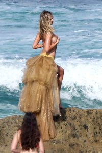 Kate Upton Sexy 9 thefappeningblog.com.jpg