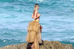 Kate Upton Sexy 24 thefappeningblog.com.jpg