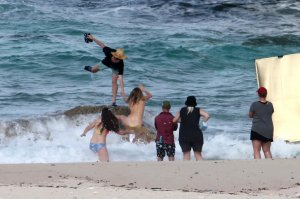 Kate Upton Sexy 37 thefappeningblog.com.jpg