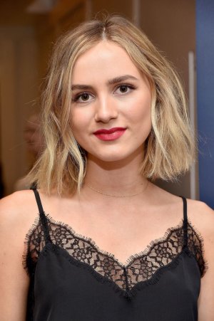 maude-apatow-other-people-premiere-8-31-2016-1.jpg