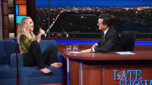 Jennifer-Lawrence-Feet-3285863.jpg