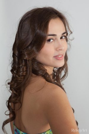 trista-papira-14 thefappeningblog.com.jpg