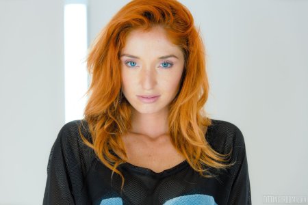 0008-01 thefappeningblog.com.jpg