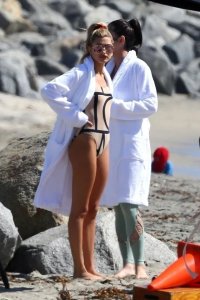 Hailey Baldwin Sexy 9 thefappeningblog.com.jpg