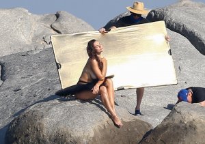 Myla Dalbesio Topless 6 thefappeningblog.com.jpg