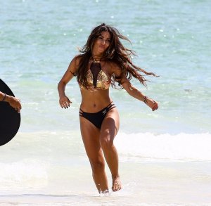 Metisha Schaefer Sexy 13 thefappeningblog.com.jpg