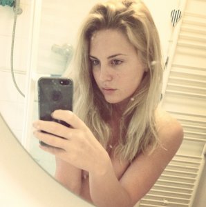 Emily Parr Sexy 13 thefappeningblog.com.jpg