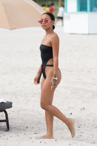 Karrueche Tran Sexy 51 thefappeningblog.com.jpg
