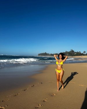 Malu_Trevejo_in_yellow_bikini_12-31-2023__6_.jpg