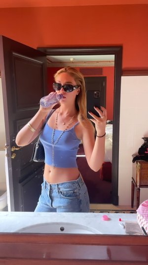 740full-bella-podaras (6).jpg